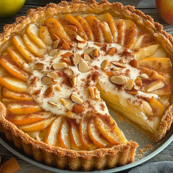 Saftige Apfeltarte mit Rahmguss