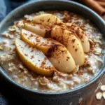 Overnight Oats with Cinnamon and Pear