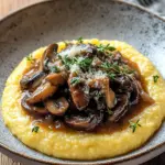 Pilzragout auf Parmesan-Polenta