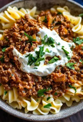 Türkische Pasta mit Hackfleisch und Joghurt-Sauce 18 Türkische Pasta mit Hackfleisch und Joghurt-Sauce
